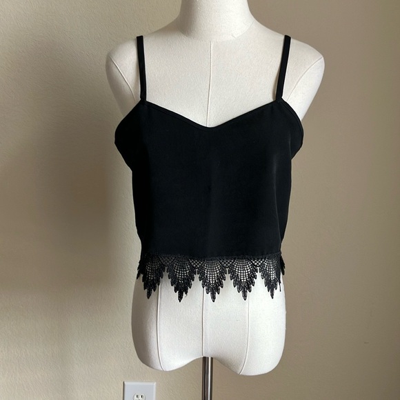 BCBGeneration Crop Cami - Picture 1 of 5